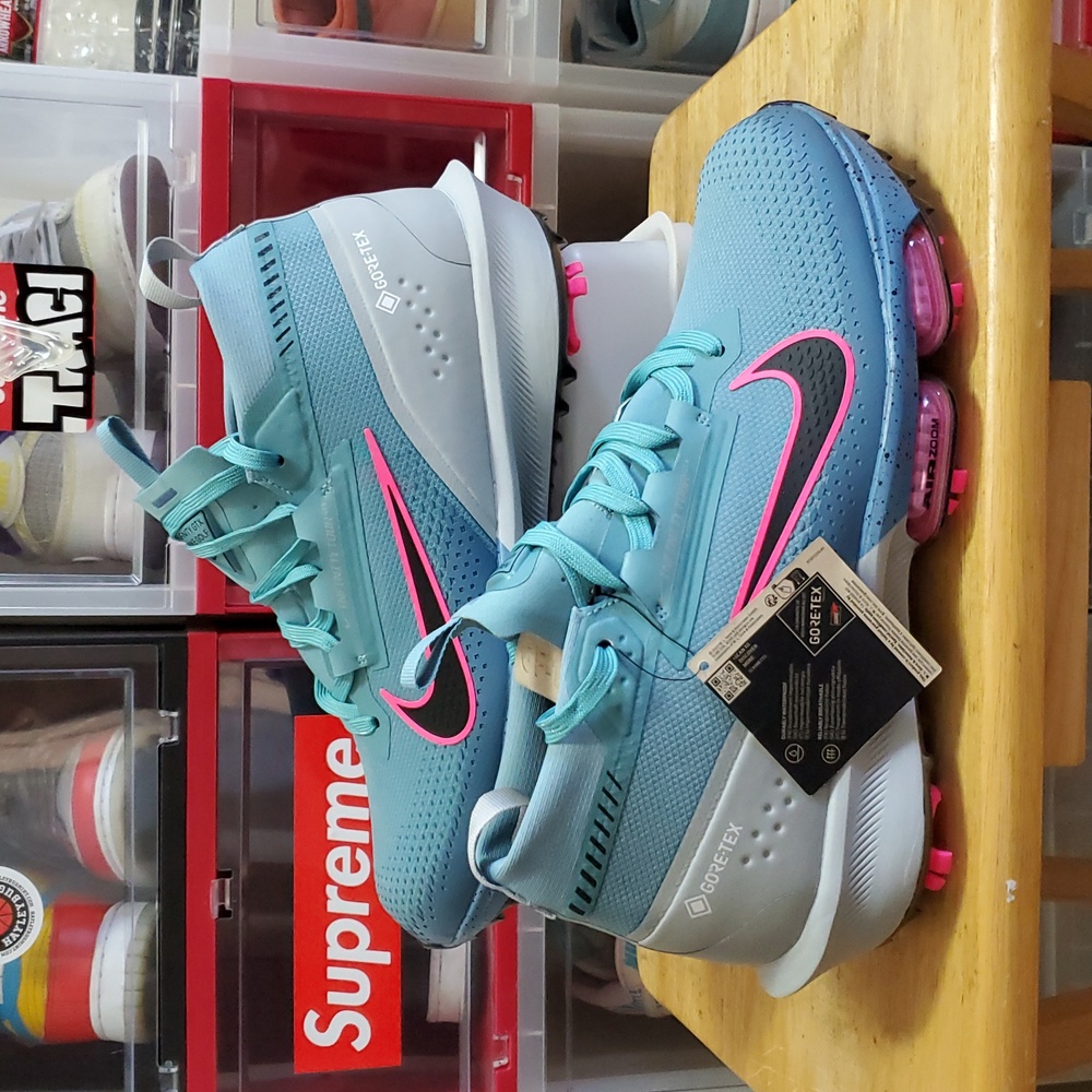 Nike Infinity Tour 2% Golf Shoes